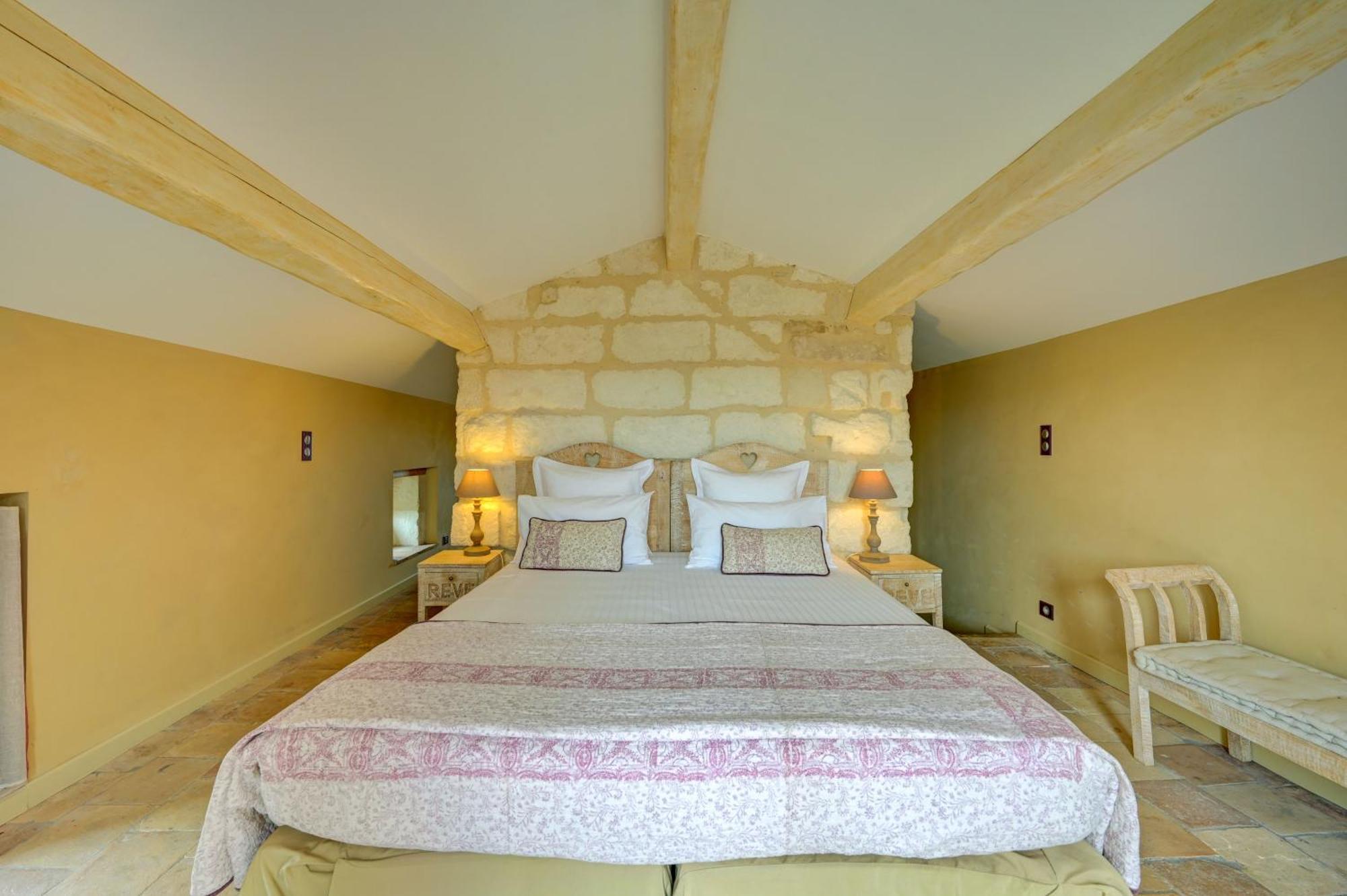 La Belle Vie Hotell Saint-Hilaire-dʼOzilhan Exteriör bild