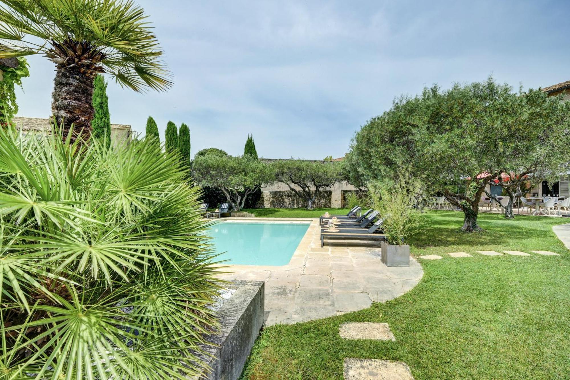 La Belle Vie Hotell Saint-Hilaire-dʼOzilhan Exteriör bild