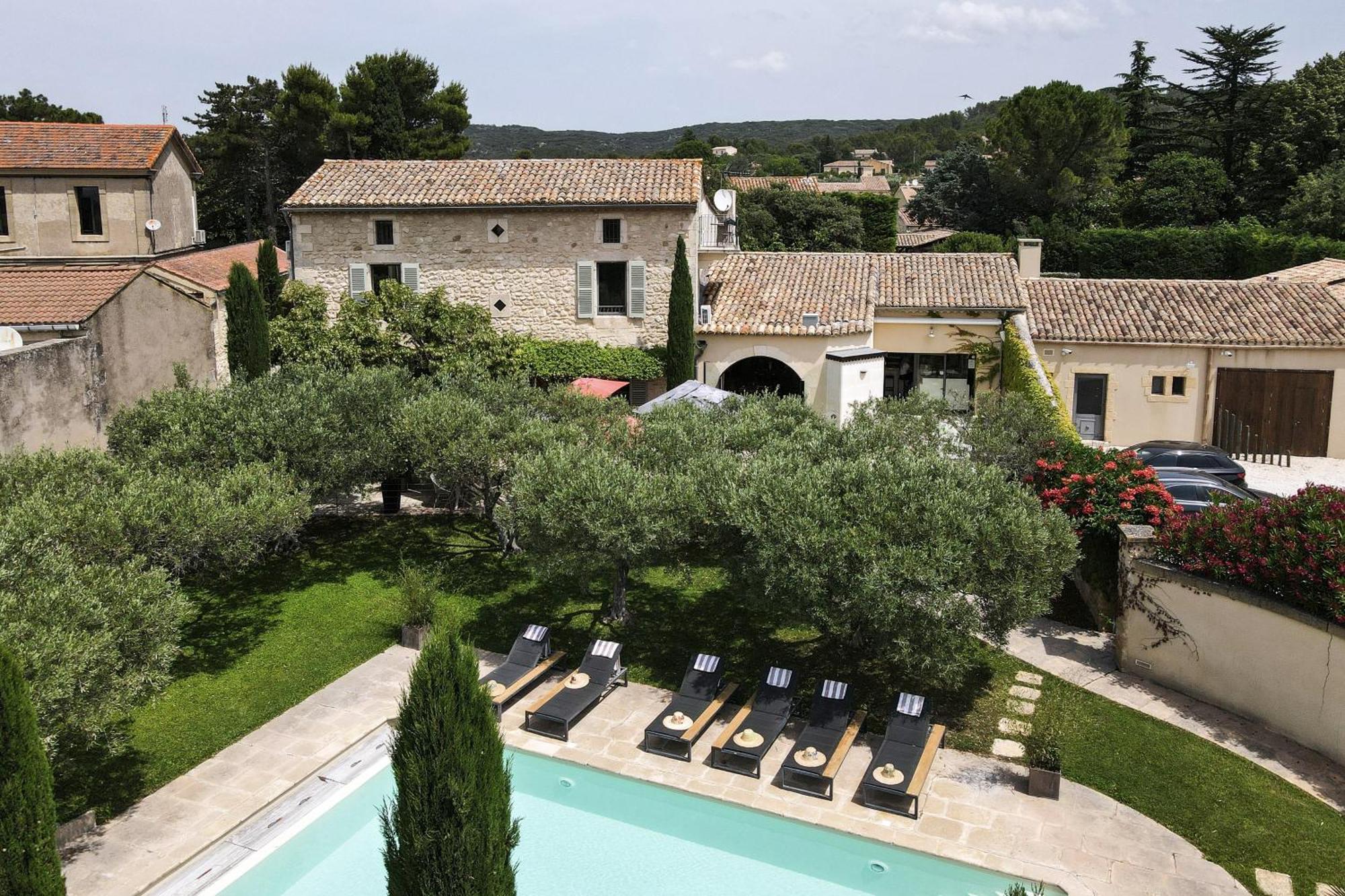 La Belle Vie Hotell Saint-Hilaire-dʼOzilhan Exteriör bild