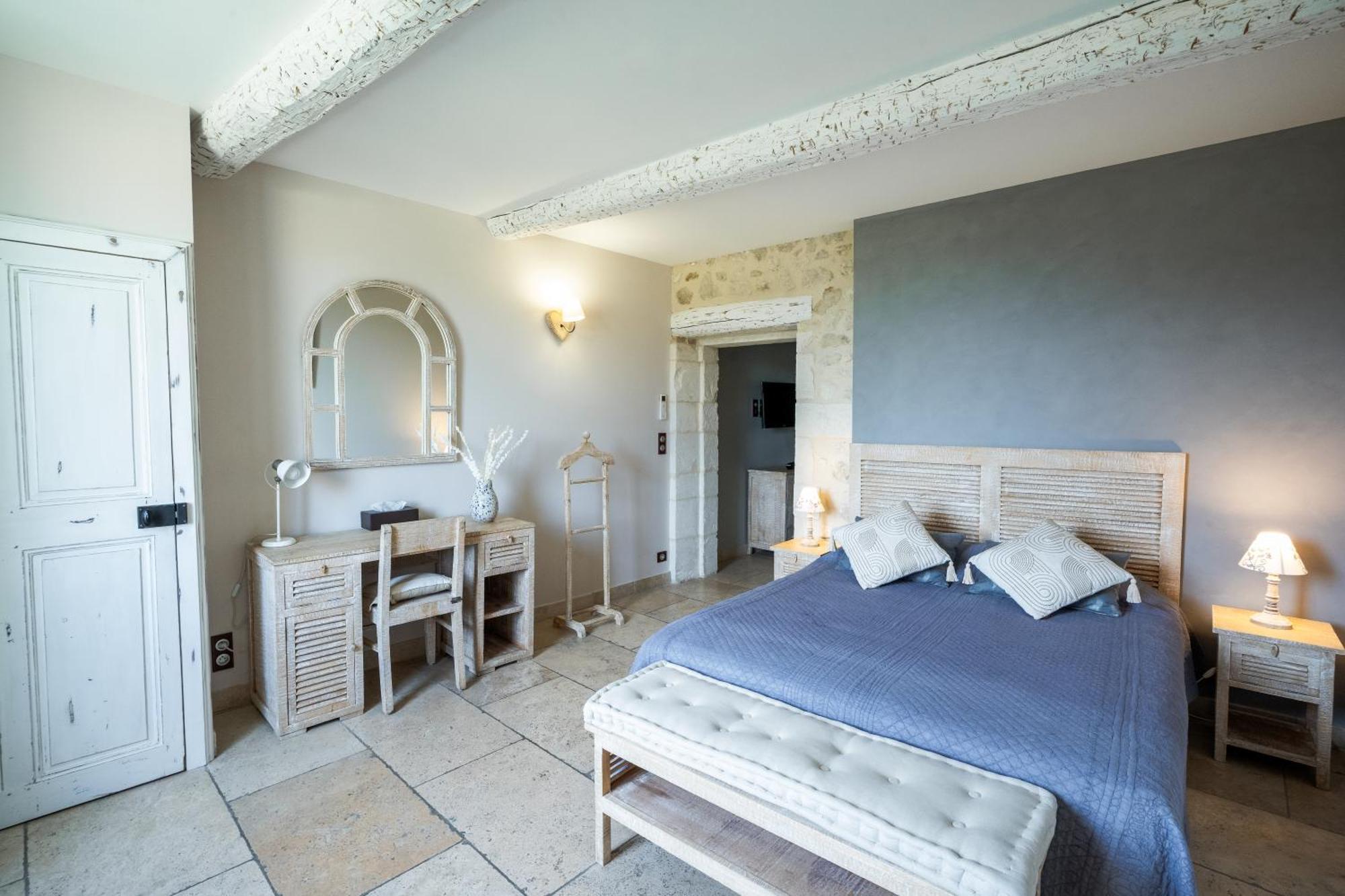 La Belle Vie Hotell Saint-Hilaire-dʼOzilhan Exteriör bild